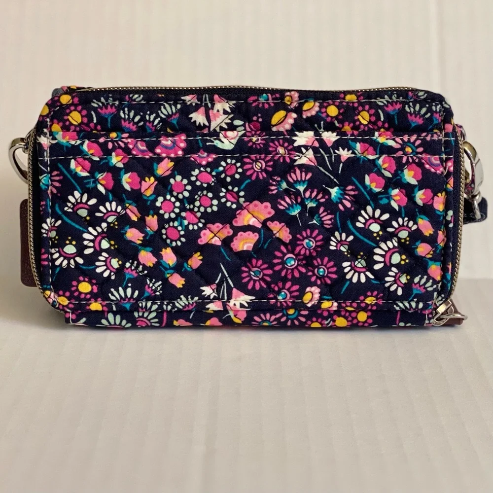 NWT Vera Bradley VBU RFID Compact Crossbody Bag in Petite Garden - Picture 6 of 14